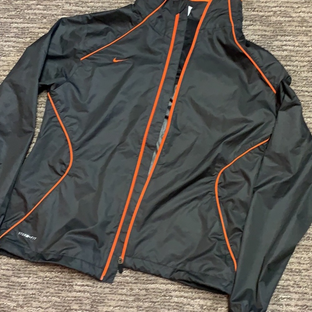 Nike full zip storm jacket size large
